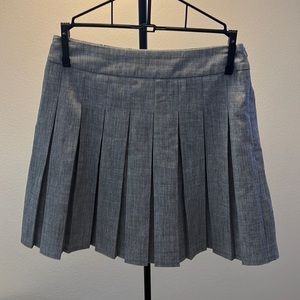 Pleated skirt, S size